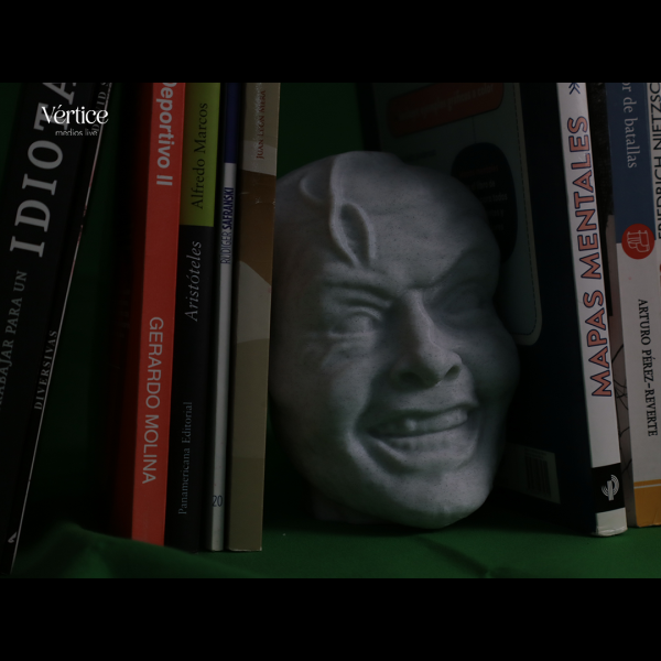 Separador de libros 3D – “Cabeza Esculpida” - Image 3